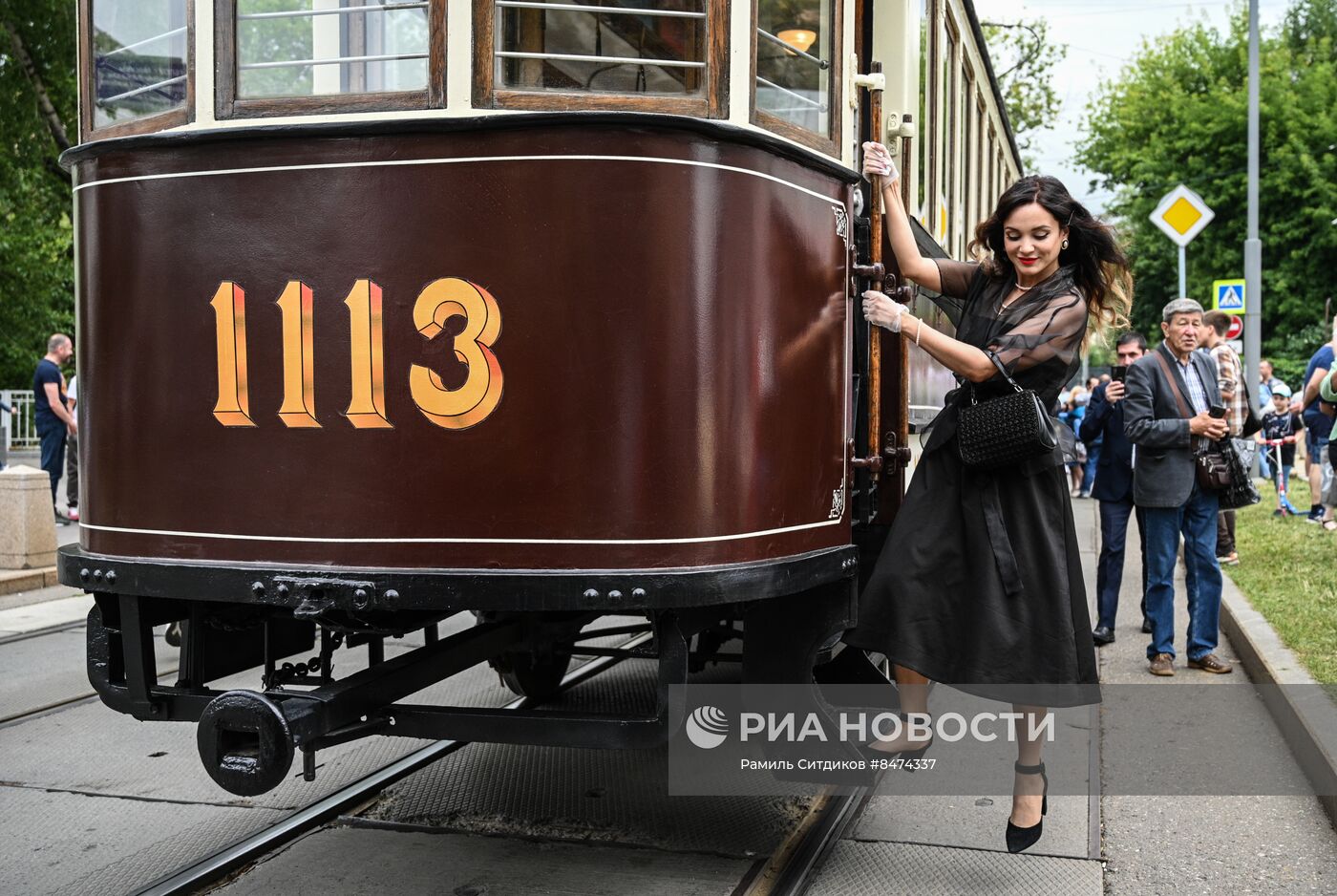 Парад ретротранспорта в Москве