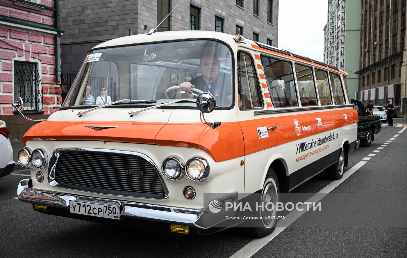 Парад ретротранспорта в Москве