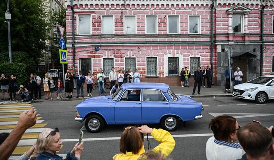 Парад ретротранспорта в Москве