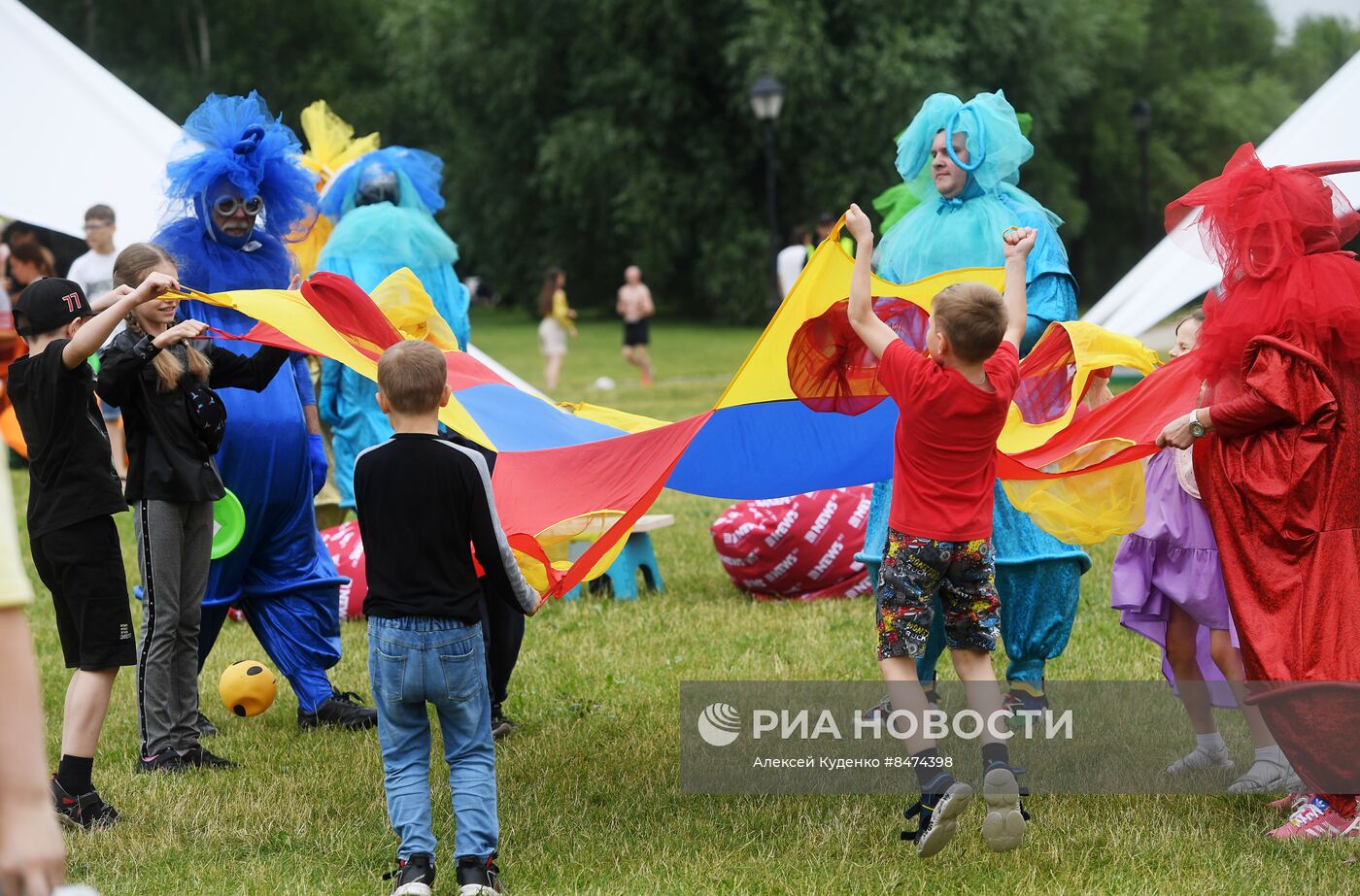 Празднование Дня семьи, любви и верности в России