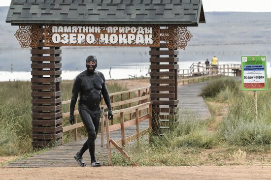 Отдых на озере с лечебной грязью Чокрак в Крыму