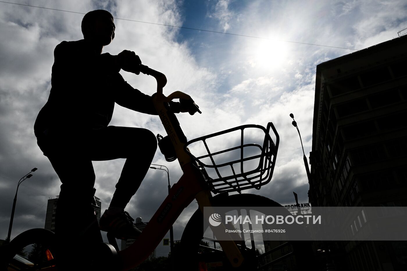 Whoosh запустил аренду электровелосипедов в Москве