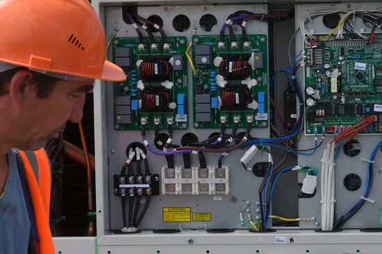 Строительство молодежного центра в Луганске