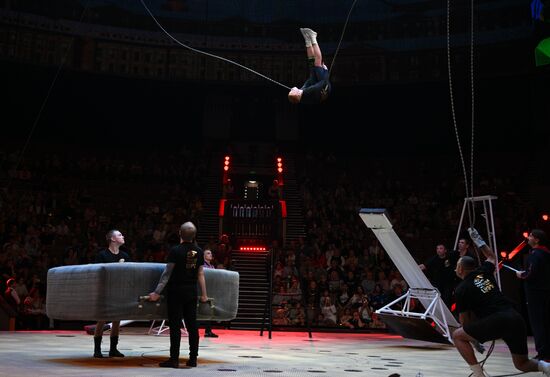 Репетиция новой программы в Большом Московском цирке
