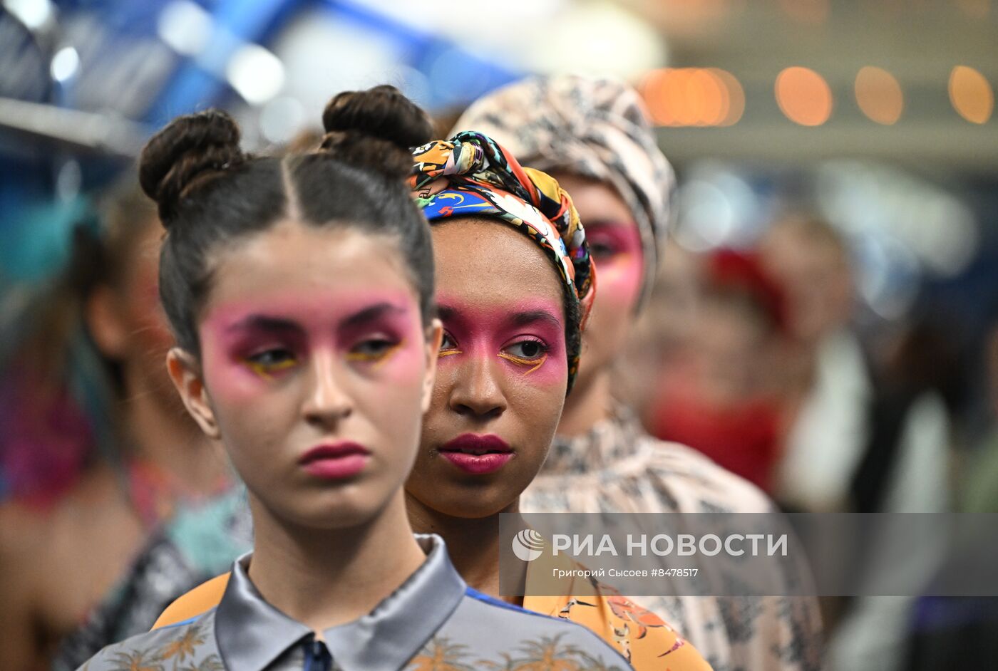 Запуск тематического поезда метро "Мода"