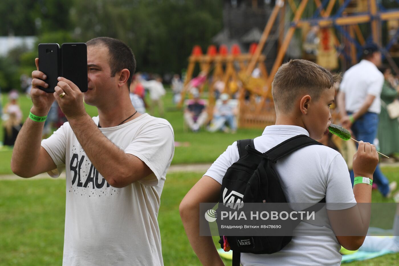 Праздник-фестиваль "День огурца" в Суздале