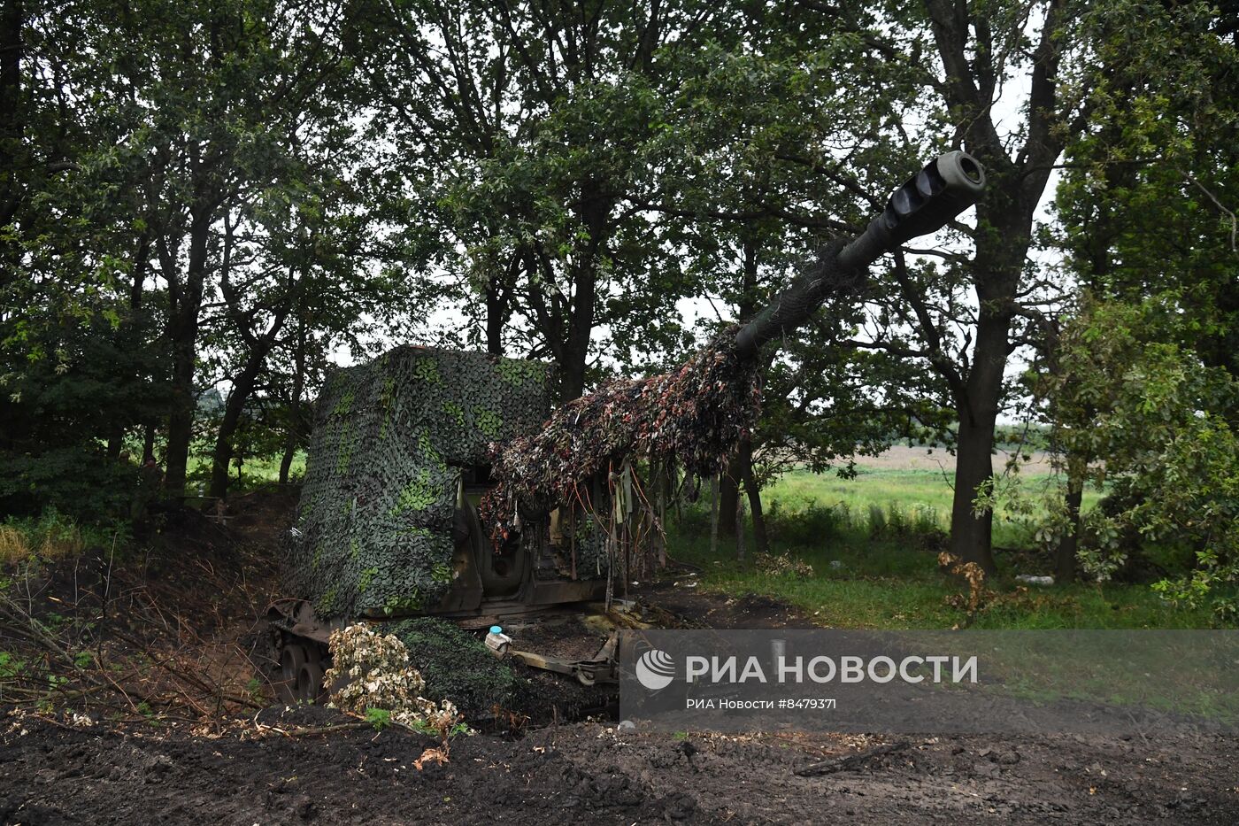 Боевая работа РСЗО БМ-21 "Град" и САУ 2С19 М2 "Мста-С" на Сватовско-Кременном направлении