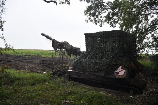 Боевая работа РСЗО БМ-21 "Град" и САУ 2С19 М2 "Мста-С" на Сватовско-Кременном направлении