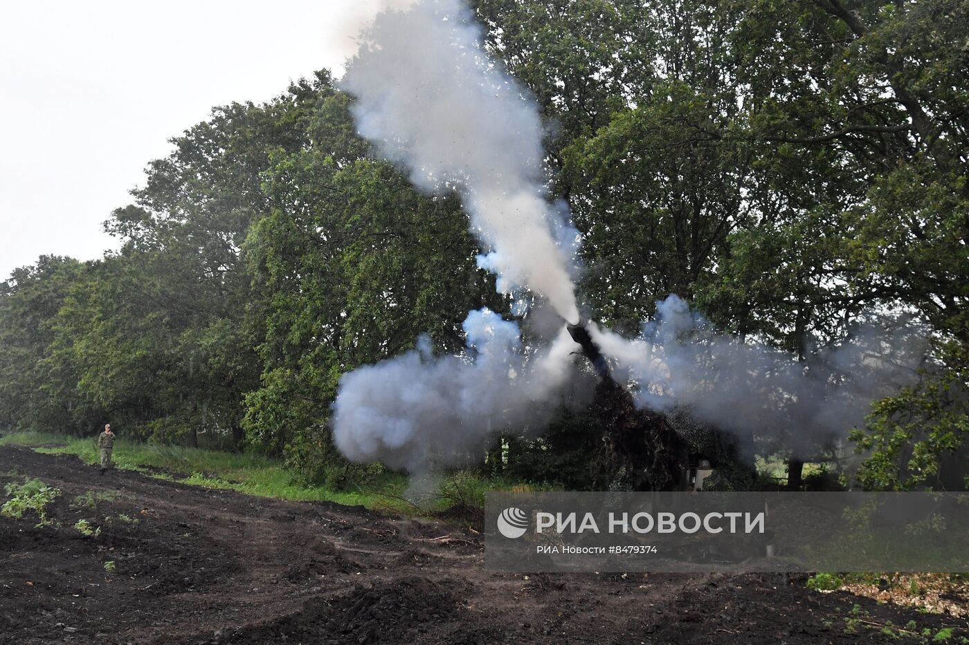 Боевая работа РСЗО БМ-21 "Град" и САУ 2С19 М2 "Мста-С" на Сватовско-Кременном направлении