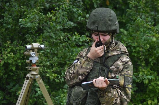 Боевая работа РСЗО БМ-21 "Град" и САУ 2С19 М2 "Мста-С" на Сватовско-Кременном направлении