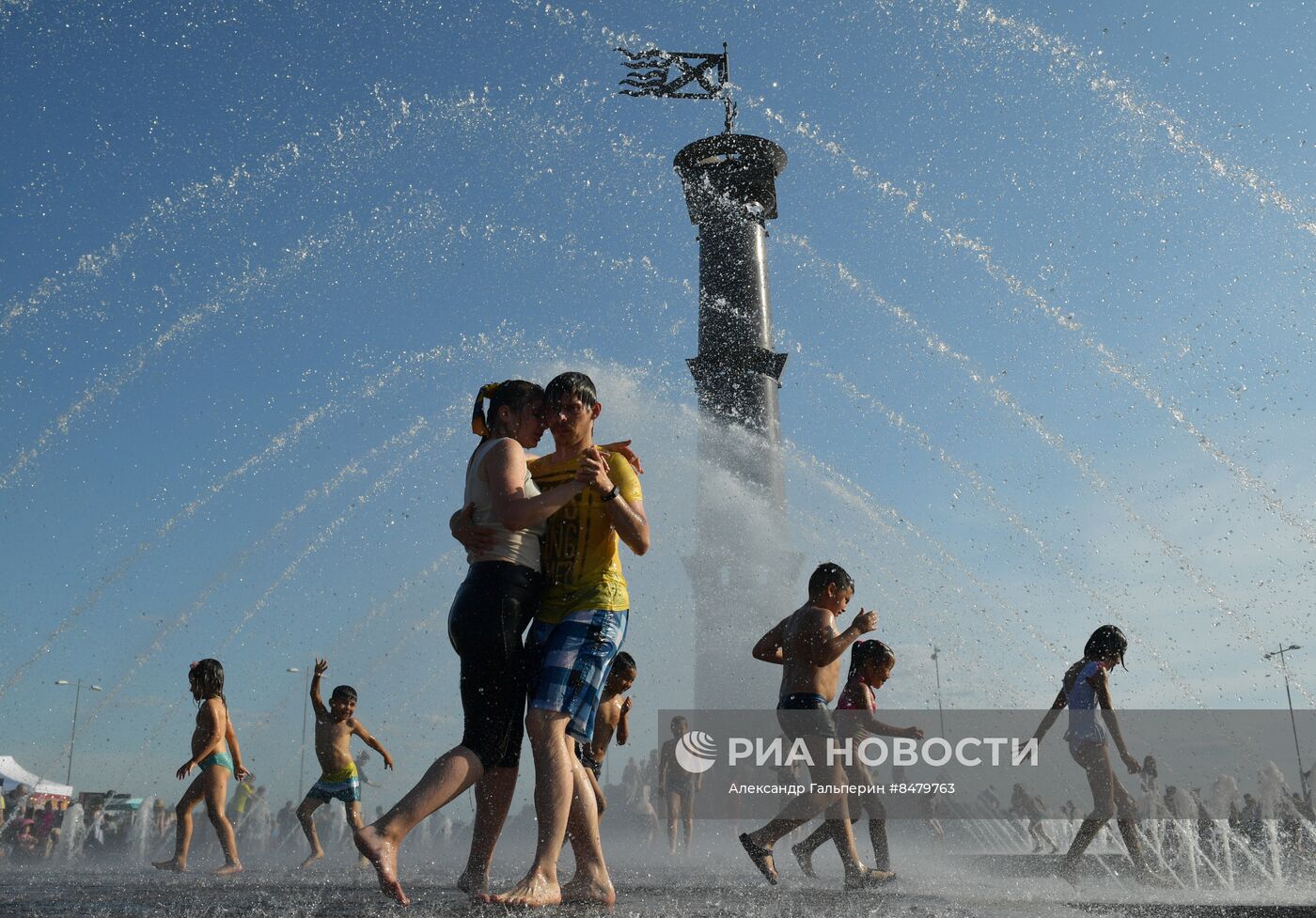 Теплая погода в Санкт-Петербурге