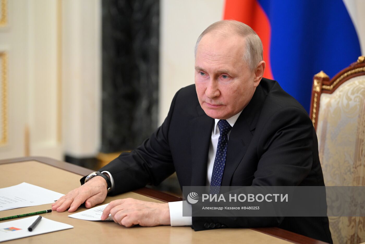 Президент РФ В. Путин провёл совещание по ситуации в районе Крымского моста