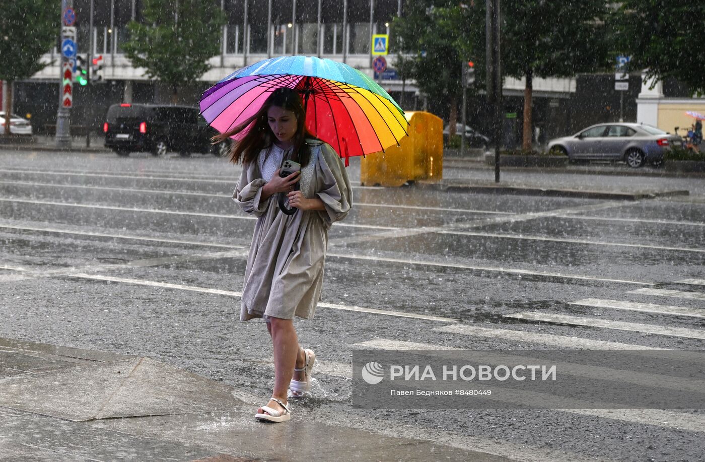 Сильный ливень в Москве