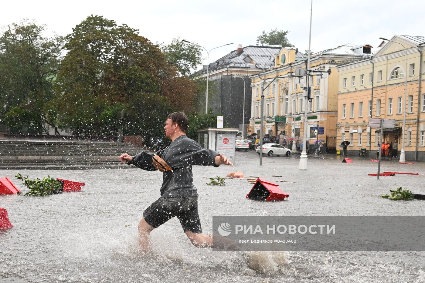 Сильный ливень в Москве