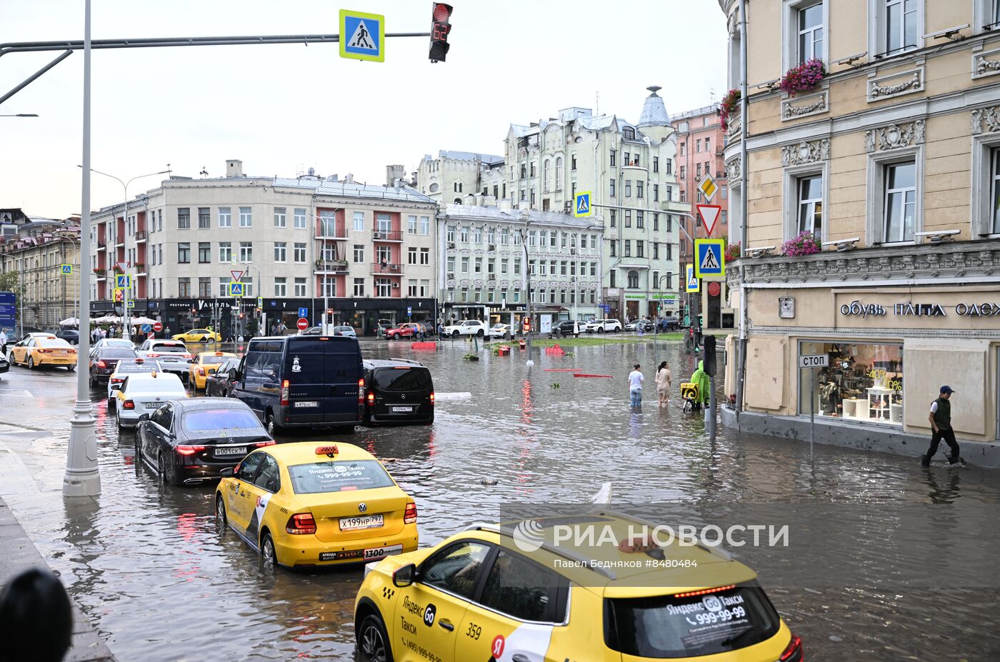 Сильный ливень в Москве