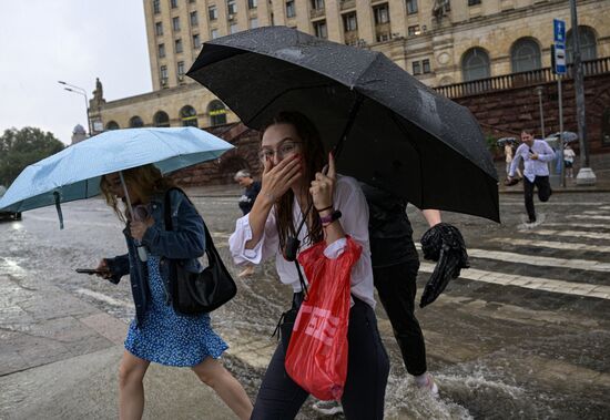 Сильный ливень в Москве