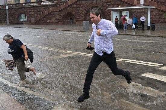 Сильный ливень в Москве