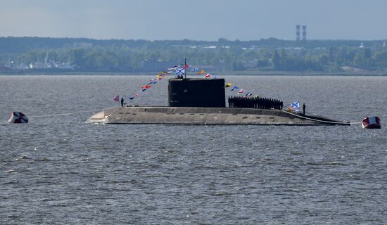 Подготовка ко Дню ВМФ в Санкт-Петербурге