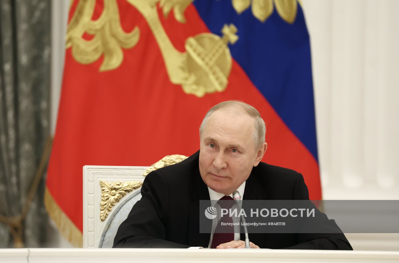 Президент РФ В. Путин провел заседание Наблюдательного совета АНО "Россия - страна возможностей"