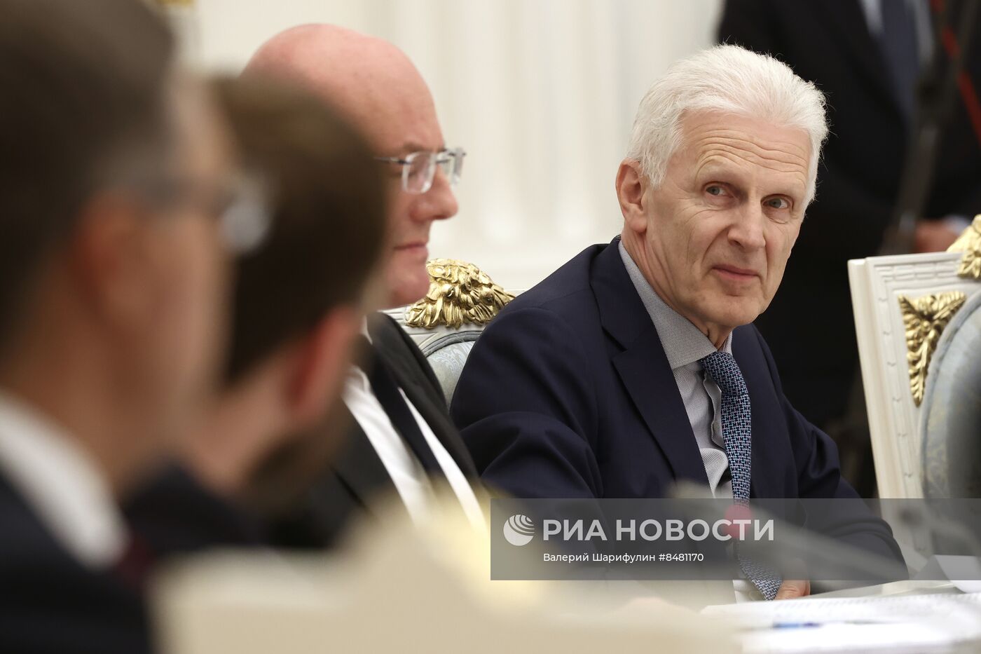 Президент РФ В. Путин провел заседание Наблюдательного совета АНО "Россия - страна возможностей"