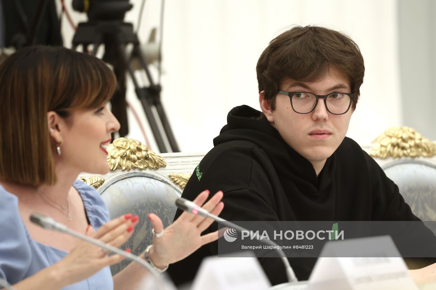 Президент РФ В. Путин провел заседание Наблюдательного совета АНО "Россия - страна возможностей"