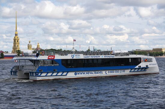 Открытие линии скоростного пассажирского катамарана "Петербург - Кронштадт"