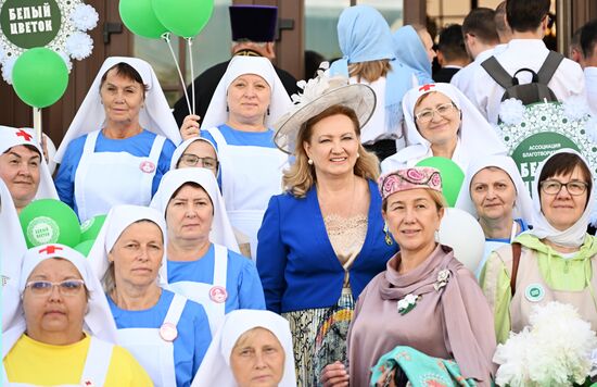 Благотворительная акция "Белый цветок" в Казани