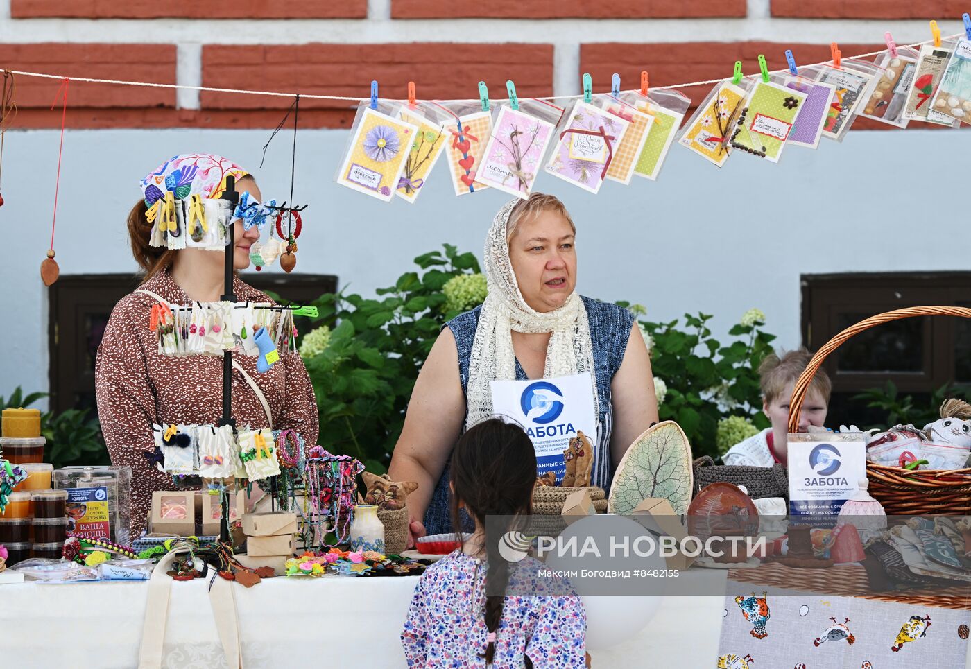 Благотворительная акция "Белый цветок" в Казани