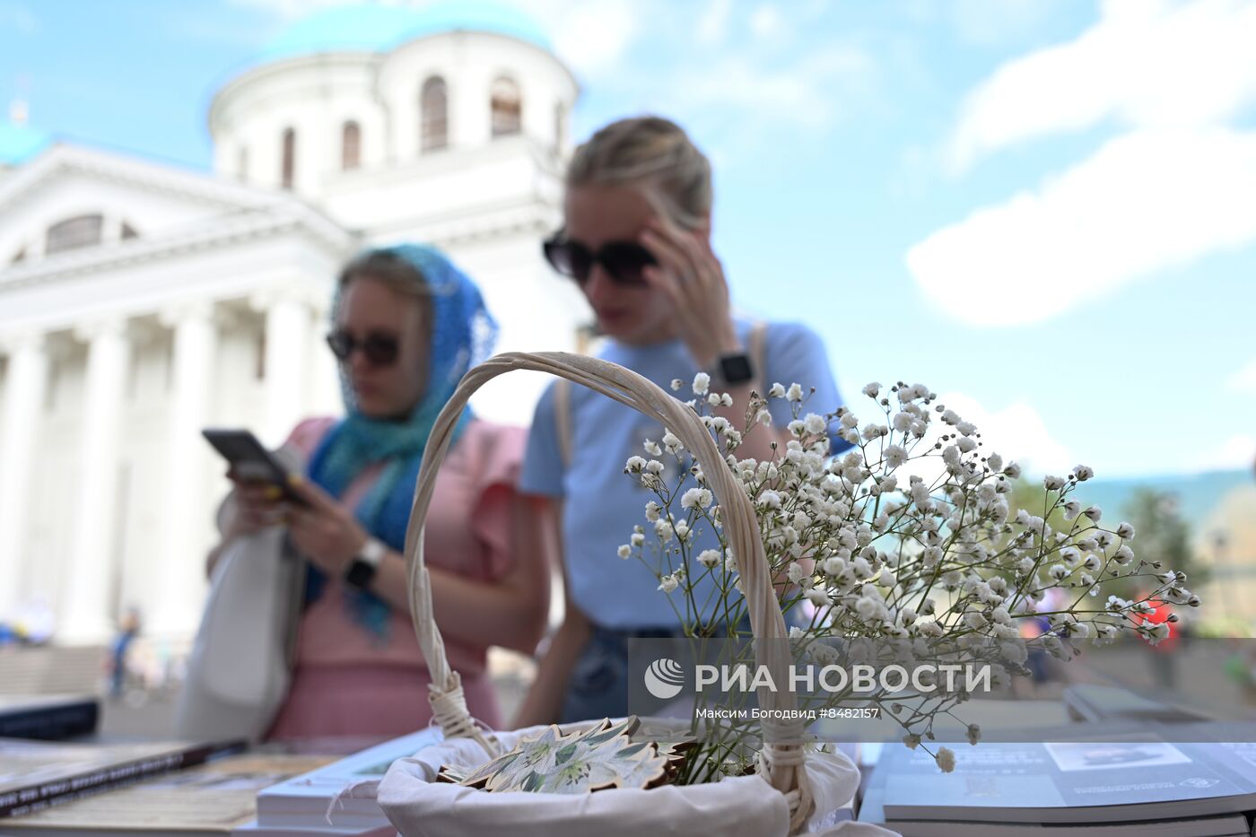Благотворительная акция "Белый цветок" в Казани