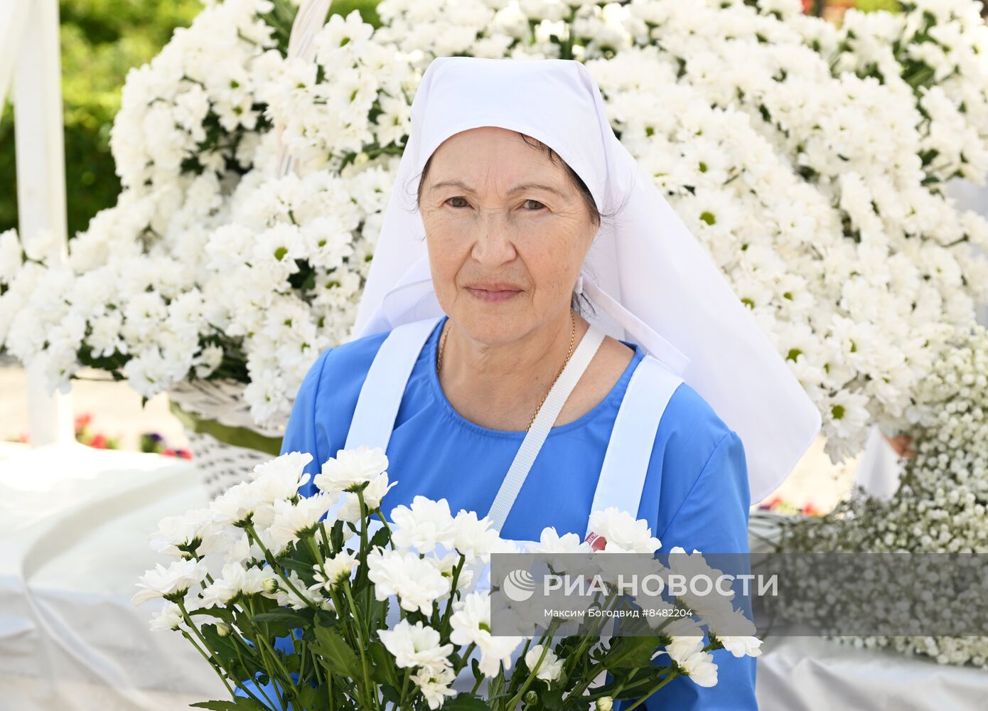 Благотворительная акция "Белый цветок" в Казани