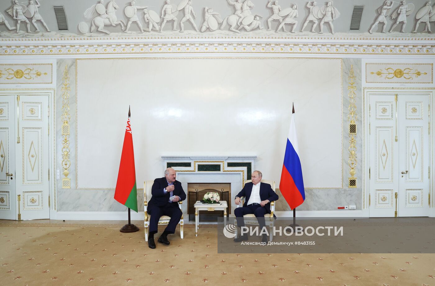 Встреча президента РФ В. Путина и президента Белоруссии А. Лукашенко