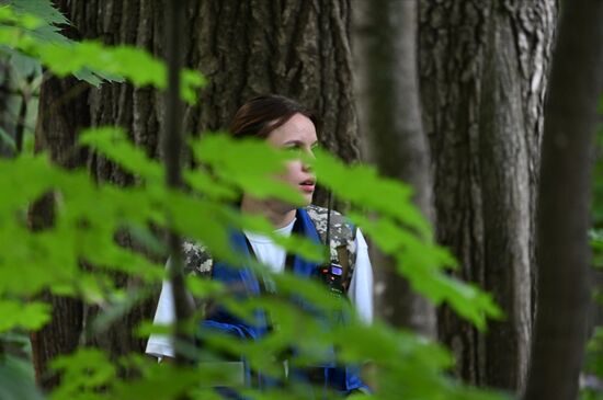 Учения добровольцев Национального центра помощи пропавшим детям в Казани