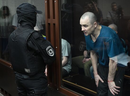 Заседание суда по делу 18 участников украинского нацбатальона