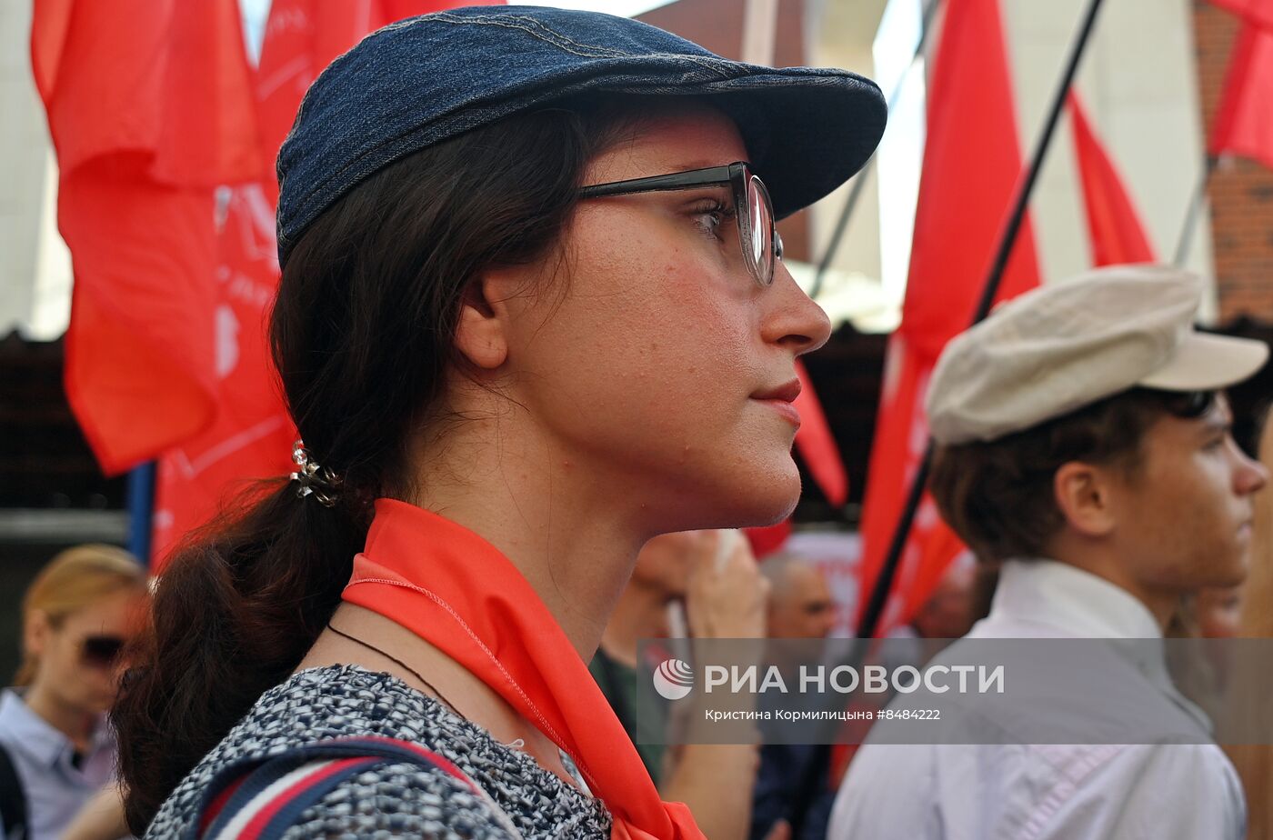 Митинг в поддержку СВО и осуждением политики Евросоюза и НАТО