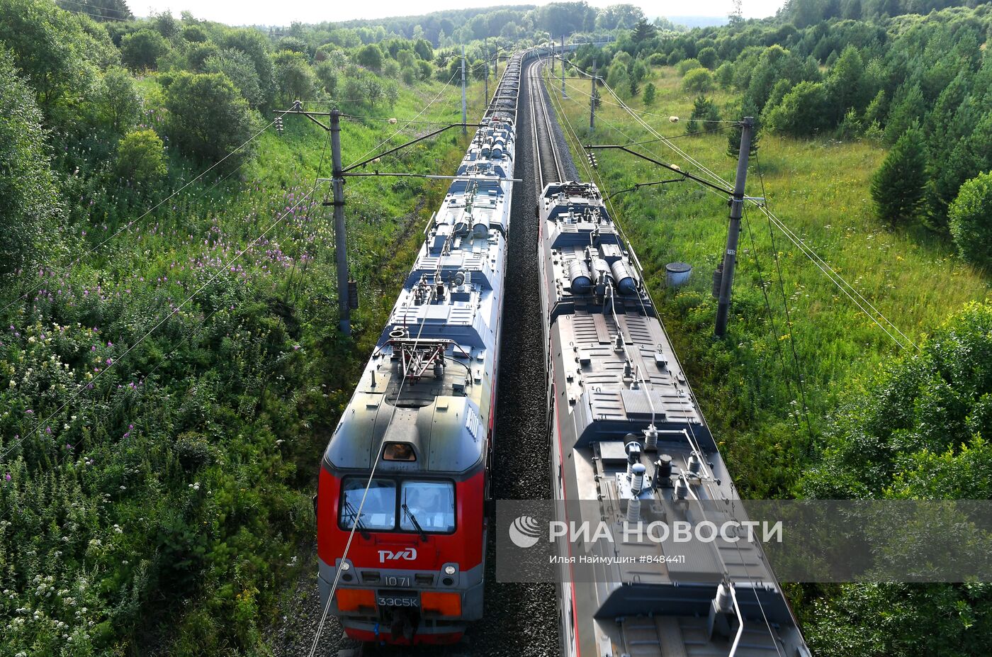 Поезда на Транссибирской железнодорожной магистрали 