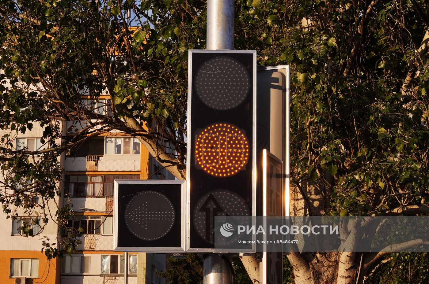 Ремонт центральной улицы Советской в Луганске