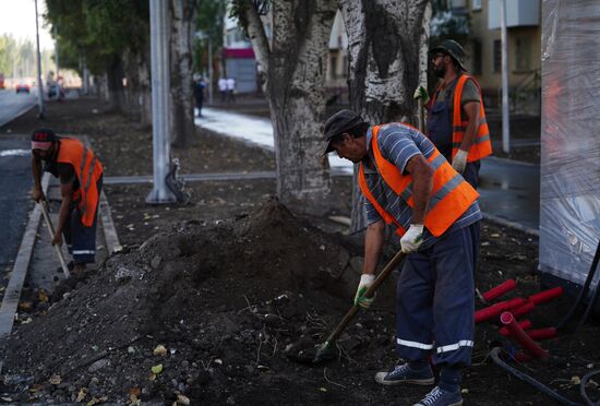 Ремонт центральной улицы Советской в Луганске