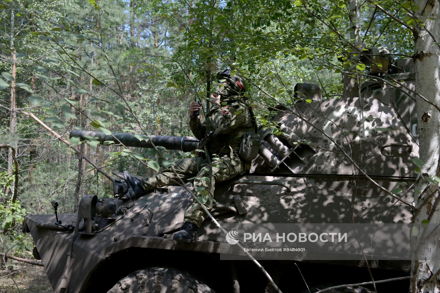 Работа расчета самоходного миномета "Нона-СВК" ЦВО на Краснолиманском направлении