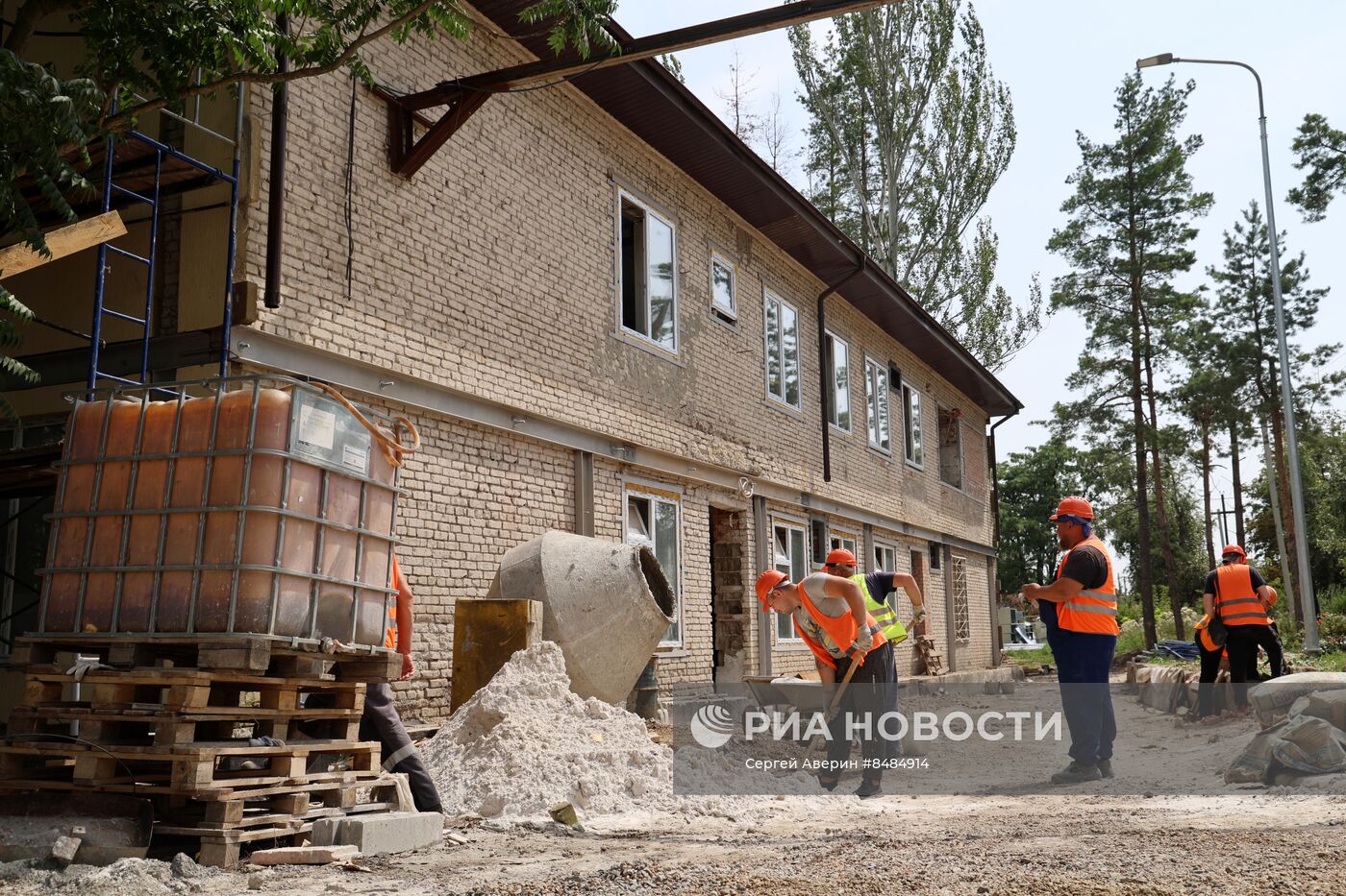 Восстановление больницы в Волновахе