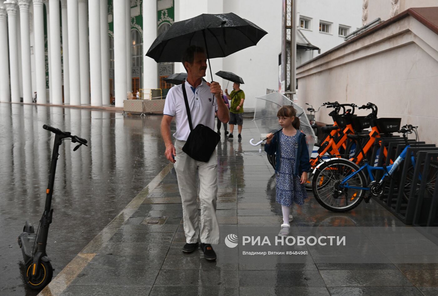 Дождь в Москве