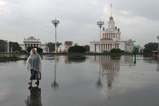 Дождь в Москве