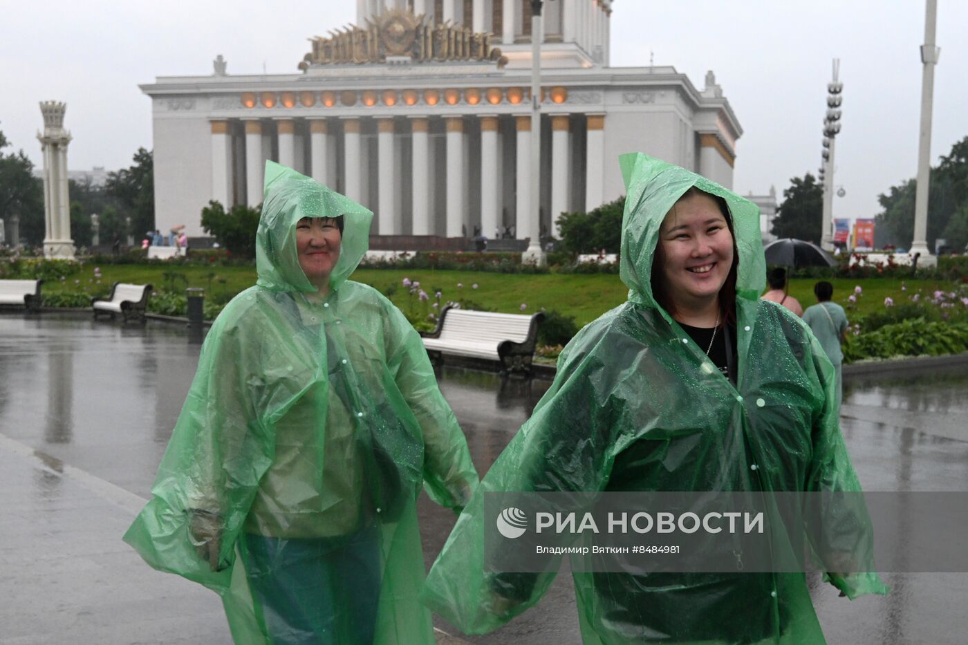 Дождь в Москве