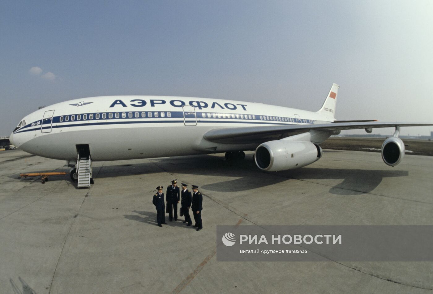 Командир воздушного судна Владимир Одинец