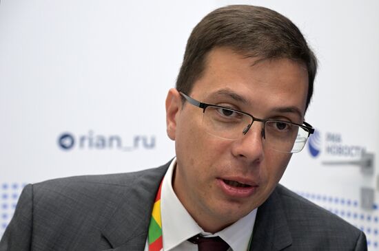 II Cаммит и форум "Россия - Африка". Стенд РИА Новости