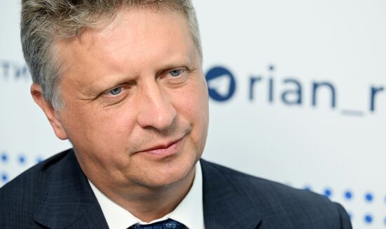 II Cаммит и форум "Россия - Африка". Стенд РИА Новости