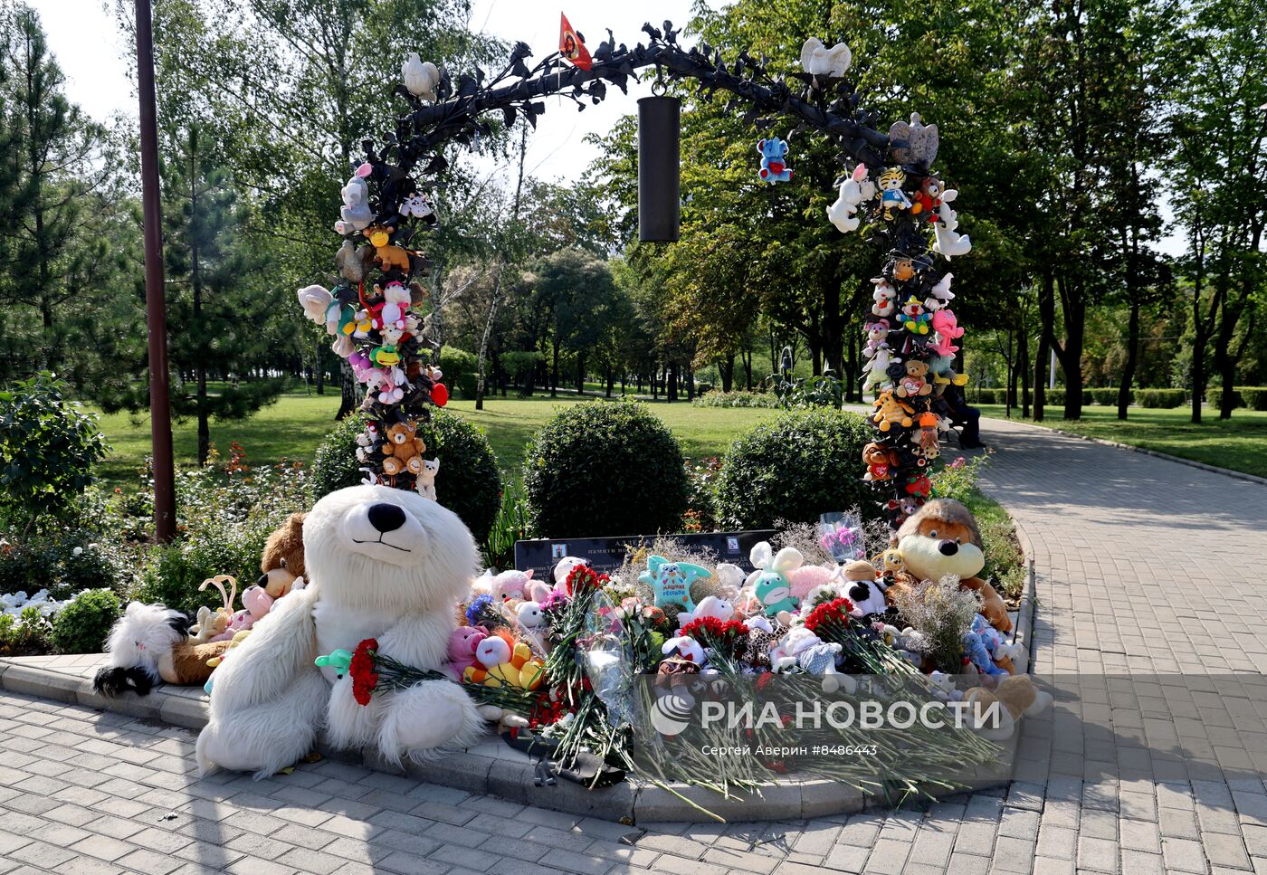 День памяти детей-жертв войны в Донбассе