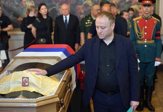 Прощание с погибшим в зоне СВО военкором РИА Новости Ростиславом Журавлевым