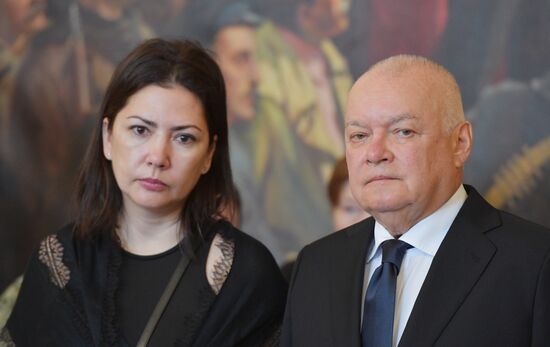 Прощание с погибшим в зоне СВО военкором РИА Новости Ростиславом Журавлевым