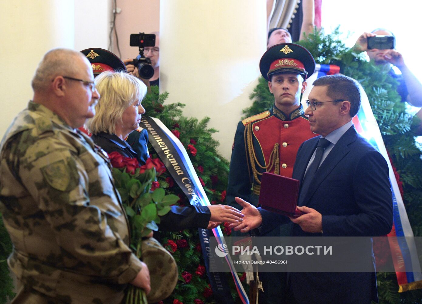Прощание с погибшим в зоне СВО военкором РИА Новости Ростиславом Журавлевым