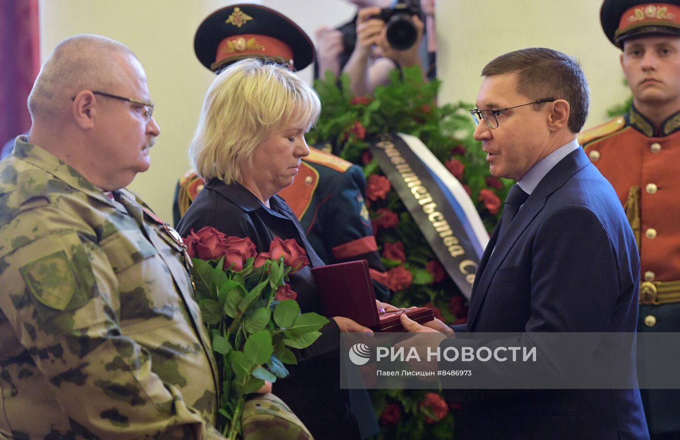 Прощание с погибшим в зоне СВО военкором РИА Новости Ростиславом Журавлевым